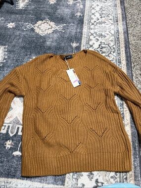 Brown Knit V-Neck Sweater - Heart Pattern